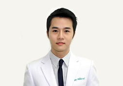 潘亚博士